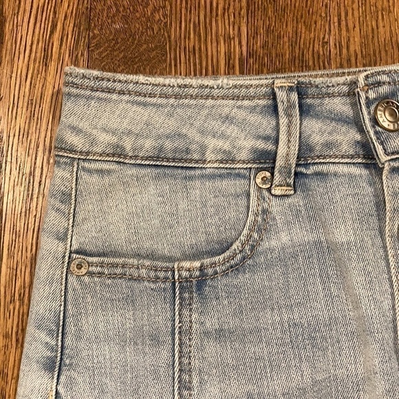 American Eagle Mini High Waisted Button Blue Denim Skirt​​​ - Picture 5 of 9